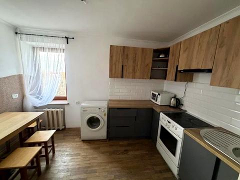 квартира по адресу Листопадная ул., 11