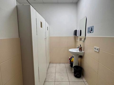 комерційна за адресою Дніпро, Володимира Мономаха вул. (Московська), 17