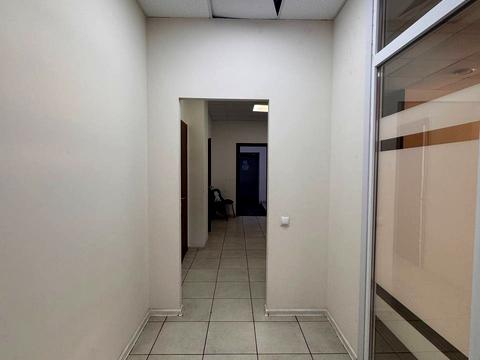 комерційна за адресою Дніпро, Володимира Мономаха вул. (Московська), 17