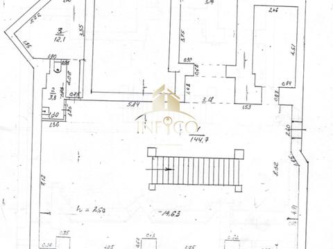 комерційна за адресою Шевченка бульв., 352