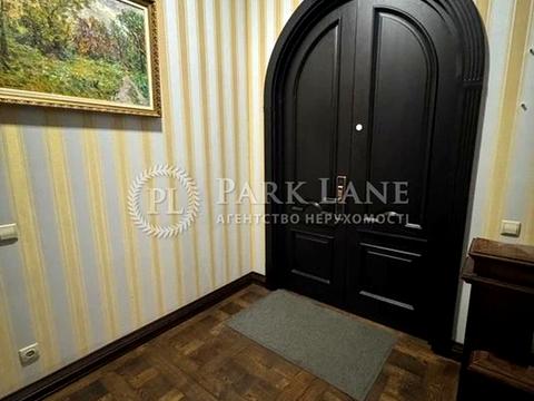 коммерческая по адресу Жилянская ул., 72