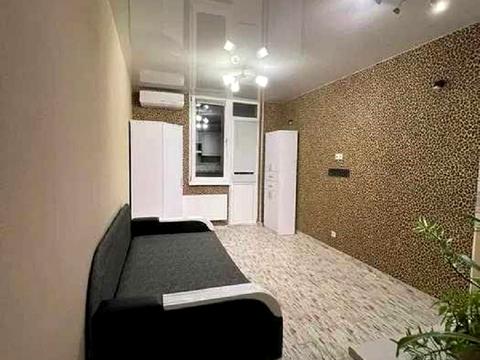 квартира по адресу Семьи Стешенков ул. (Строкача Тимофея), (Будинок 1)