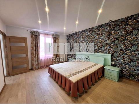 будинок за адресою Олександра Довженка вул.