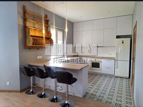 будинок за адресою Олександра Довженка вул.