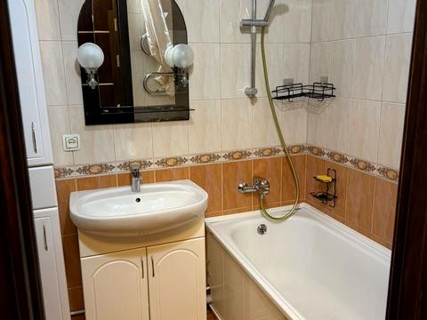 квартира за адресою Корабелів просп., 12