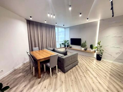 квартира за адресою Радистів вул., 40-В