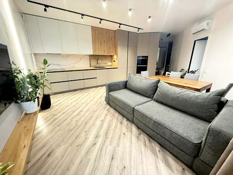 квартира за адресою Радистів вул., 40-В