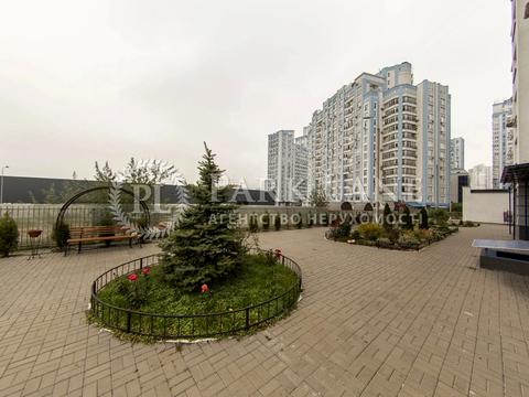 квартира по адресу Миколы Бажана просп., 8-Б