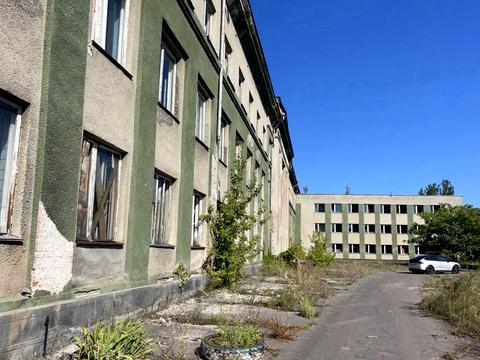 коммерческая по адресу Івасюка, 4