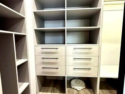 квартира за адресою Радистів вул., 40-В