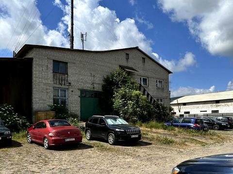 комерційна за адресою Тарнавського, 1