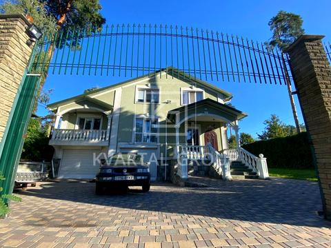 будинок за адресою Мрії вул.