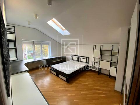 будинок за адресою Мрії вул.