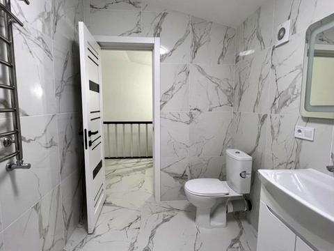 будинок за адресою смт. Запитів, Вишнева вул.