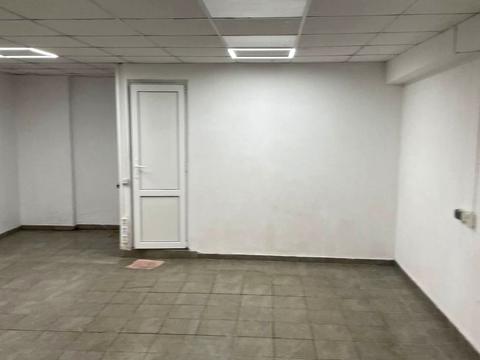 комерційна за адресою Квітова вул., 26