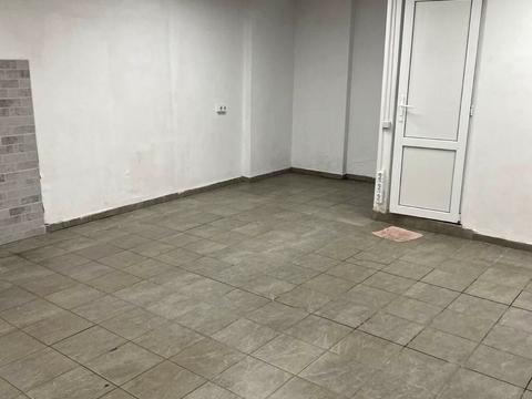 комерційна за адресою Квітова вул., 26