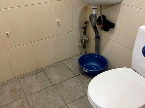 комерційна за адресою Квітова вул., 26