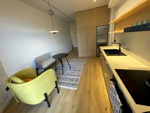 квартира за адресою Київ, Набережно-Рибальська дорога вул., 9