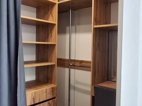 квартира за адресою Залізнична вул., 9Б