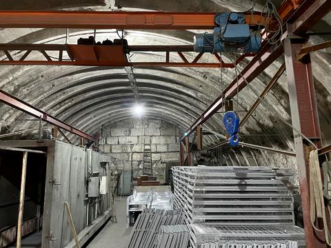 комерційна за адресою Бориспільська вул., 19