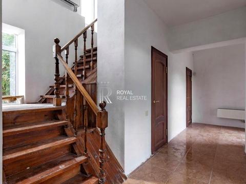 будинок за адресою Вишнева