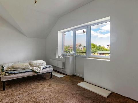 будинок за адресою Вишнева