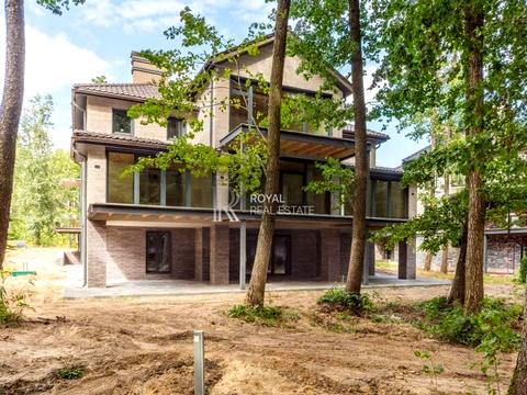 будинок за адресою Петра Сагайдачного вул.