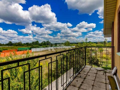 будинок за адресою Вишнева