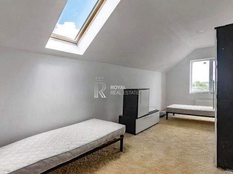 будинок за адресою Вишнева