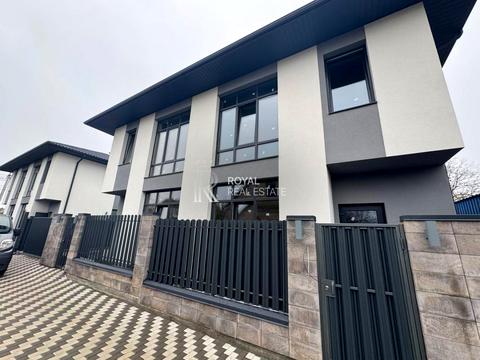 будинок за адресою Івана Багряного вул.