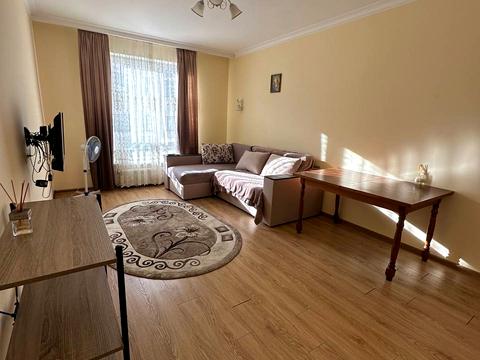 квартира за адресою Залізнична вул., 11