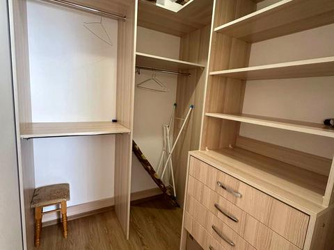 квартира за адресою Залізнична вул., 11