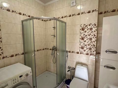 квартира за адресою Залізнична вул., 11