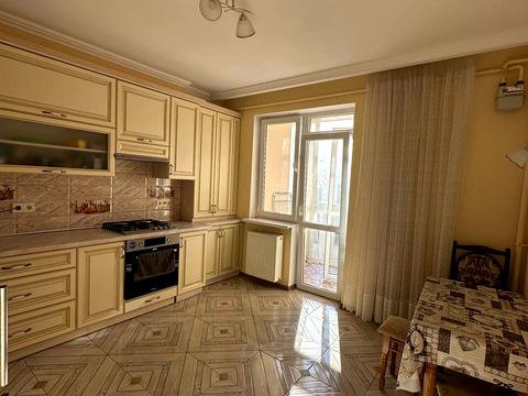 квартира за адресою Залізнична вул., 11