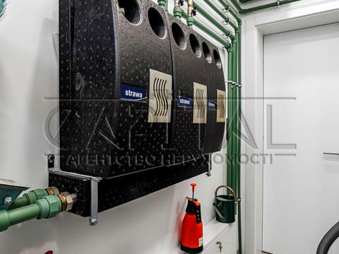 будинок за адресою Київська