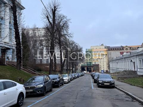 участок по адресу Терещенковская ул.