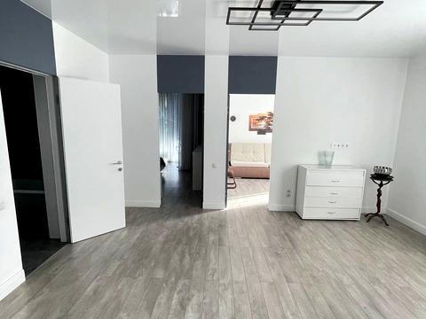 квартира за адресою Полковника Гуляєва просп. (Маршала Жукова), 111