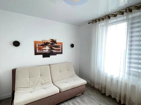 квартира за адресою Полковника Гуляєва просп. (Маршала Жукова), 111