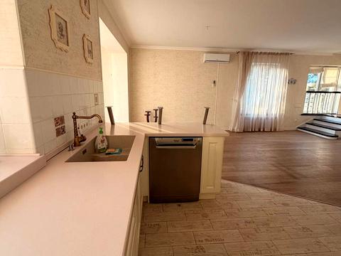 квартира по адресу Єрощенка ул., 12-В