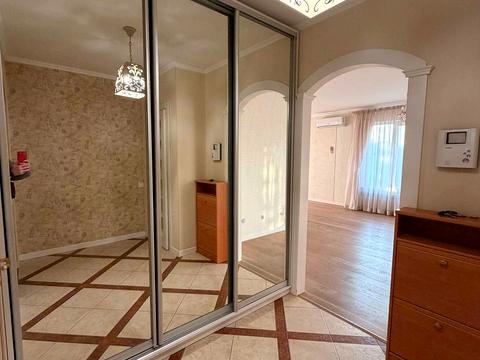 квартира по адресу Єрощенка ул., 12-В