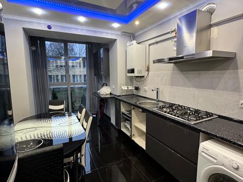 квартира за адресою Михайла Яцкова вул. (), 13