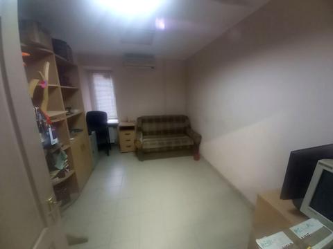 комерційна за адресою Петра Калнишевського просп. (Косіора), 47