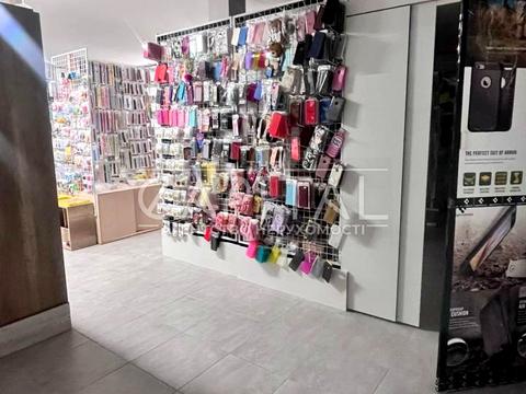 коммерческая по адресу Марии Примаченко ул. (Першотравнева), 21-Б