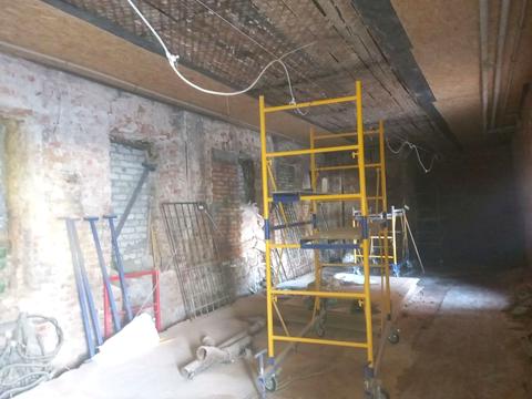 комерційна за адресою Пастера вул., 4