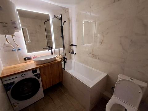 квартира за адресою Залізнична вул., 9А