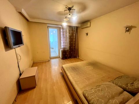 квартира по адресу Дмитрия Яворницкого просп. (Карла Маркса), 45-А