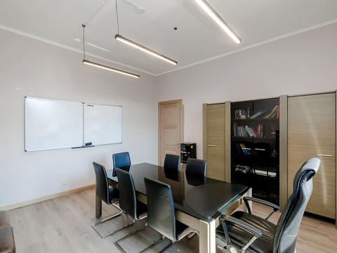 комерційна за адресою Хрещатик вул. (Kreschatic), 15