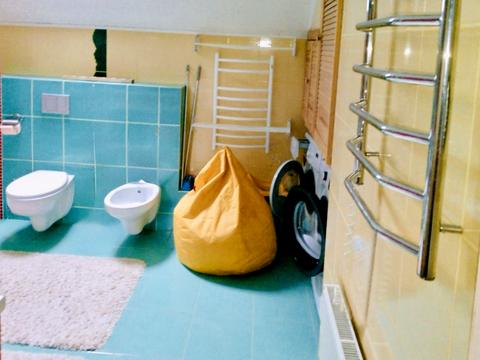 будинок за адресою Набережна вул.