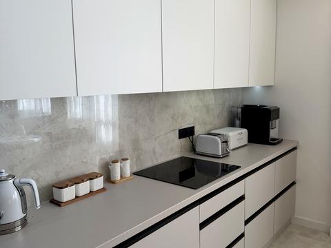 квартира за адресою Новояворівськ, Михайла Вербицького вул., 12