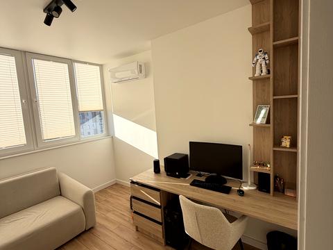 квартира за адресою Новояворівськ, Михайла Вербицького вул., 12